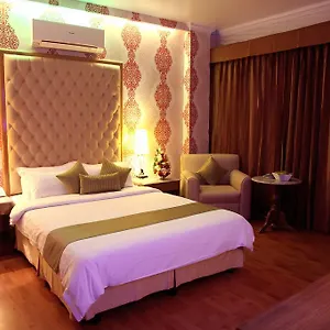 Swiss Garden Hotel